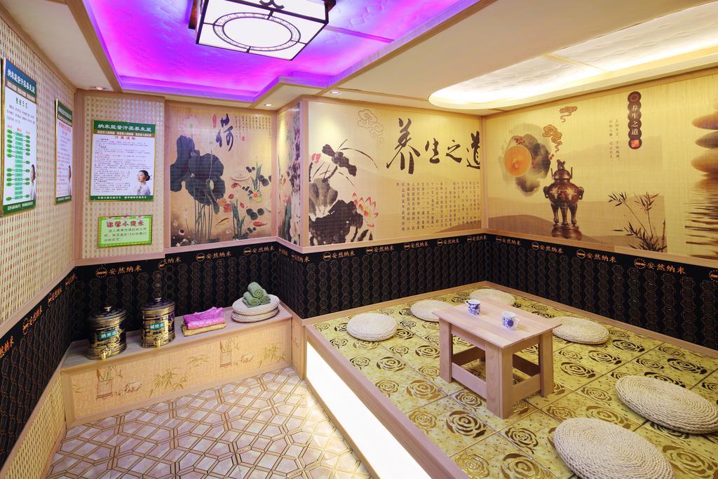 Hantang Holiday House Apartamento Sanya Exterior foto